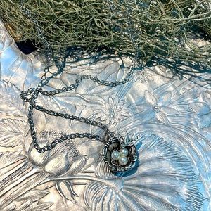 Birds w/Nest & Pearl Eggs Silver Fashion Necklace Super Cute!